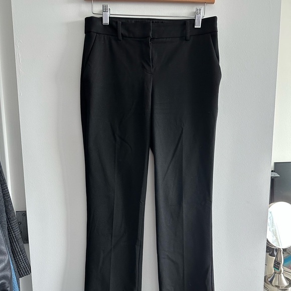 Express Columnist Barely Boot Mid Rise size 2 short - Picture 3 of 4